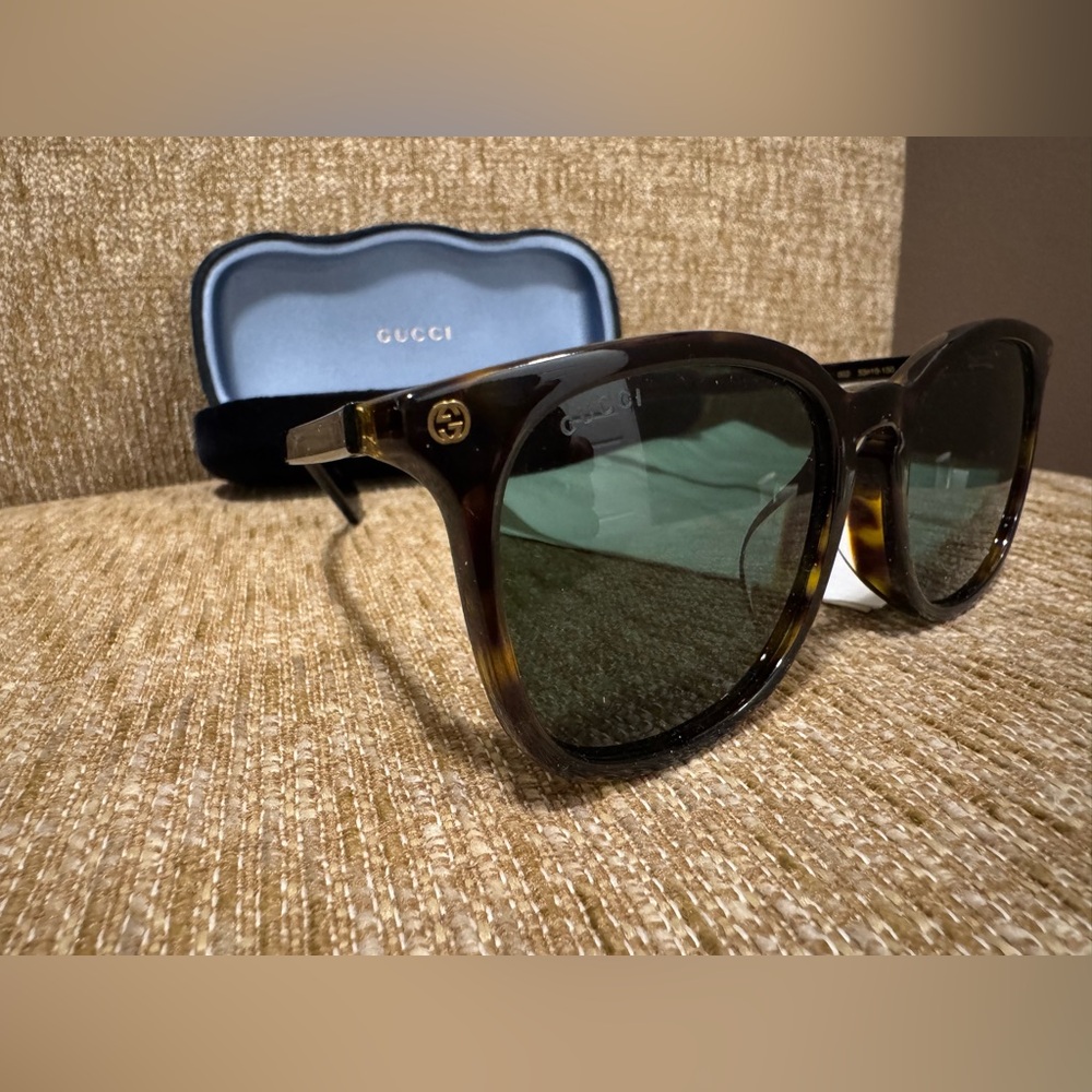 Authentic GUCCI Square Acetate Sunglasses w/ Interlocking G’s Havana GG0154SA - Picture 2 of 12